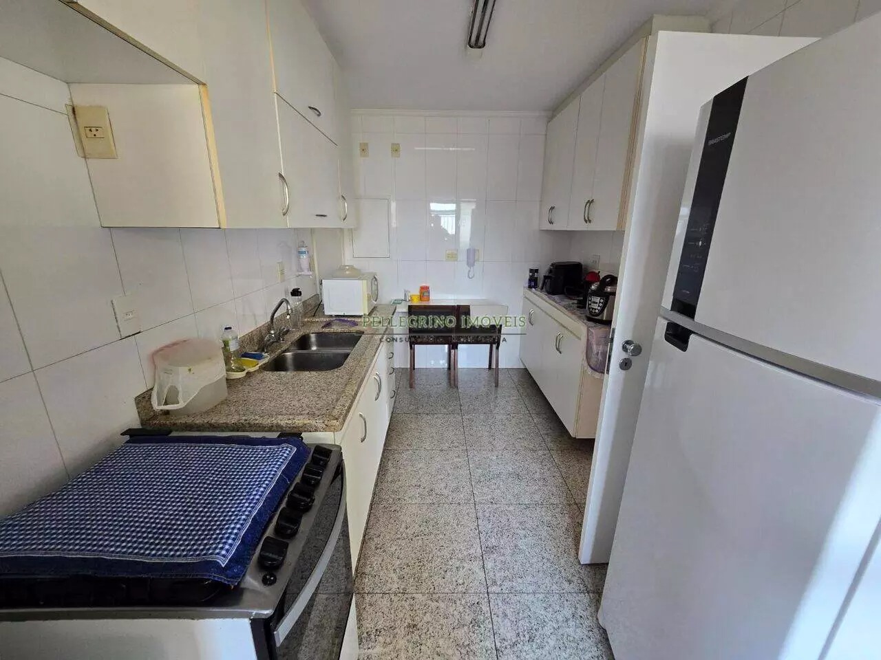 Condomínio Edifício Maison George V Cozinha