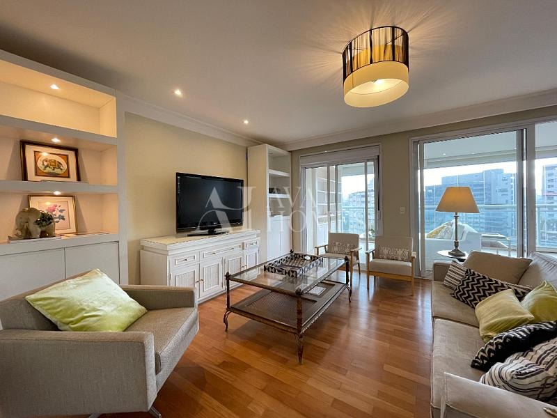 Life In Itaim Sala de estar