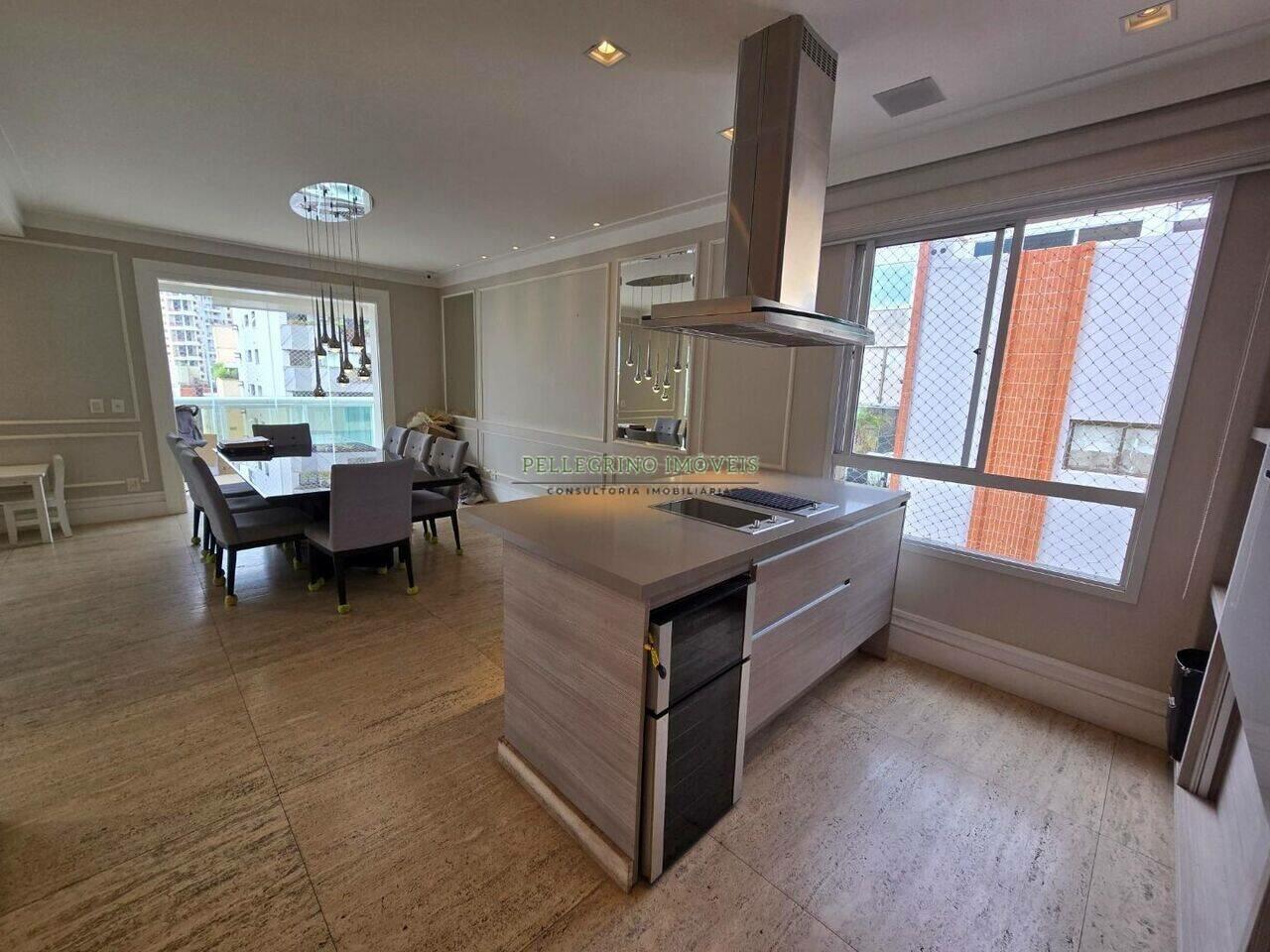 Cindy e Naomi Itaim Cozinha