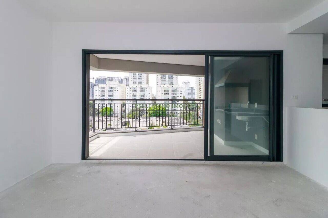 Insignia Campo Belo Varanda