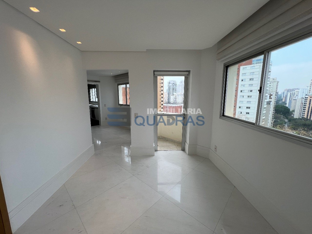 Cond Edifício Villa Medicis - imagem 5