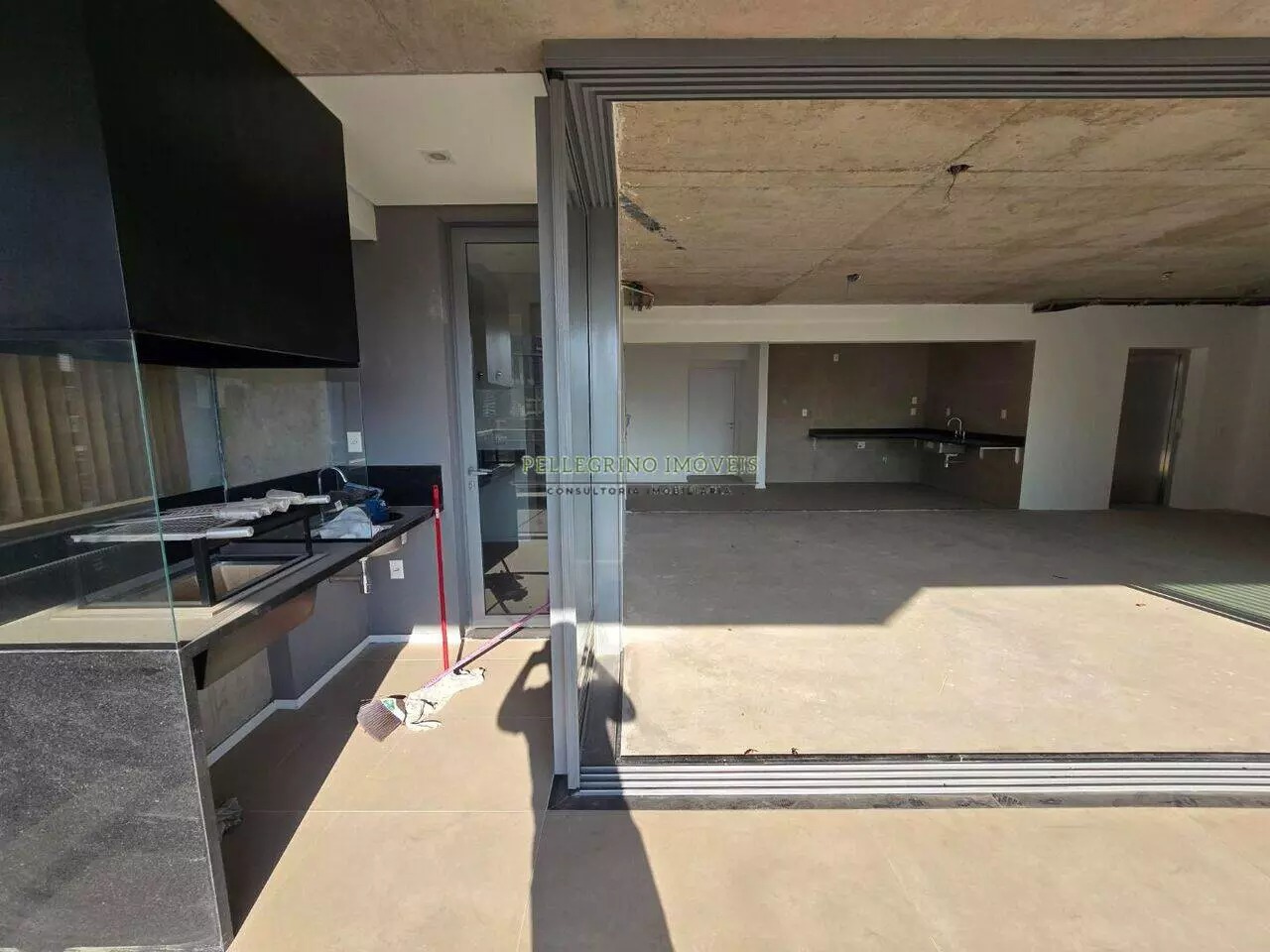 Apartamento o Parque Brooklin Sala de estar e cozinha integradas