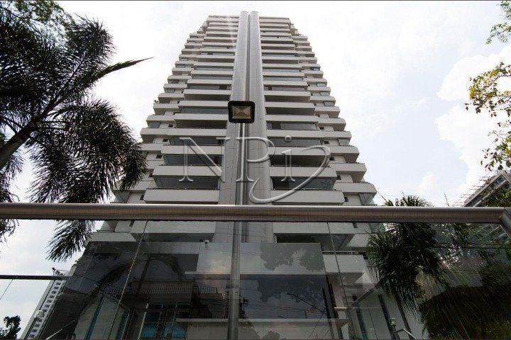 Edificio La Tour Lumiere de Courreges - imagem 2