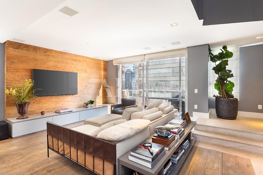 Leopoldo Espaço Duo