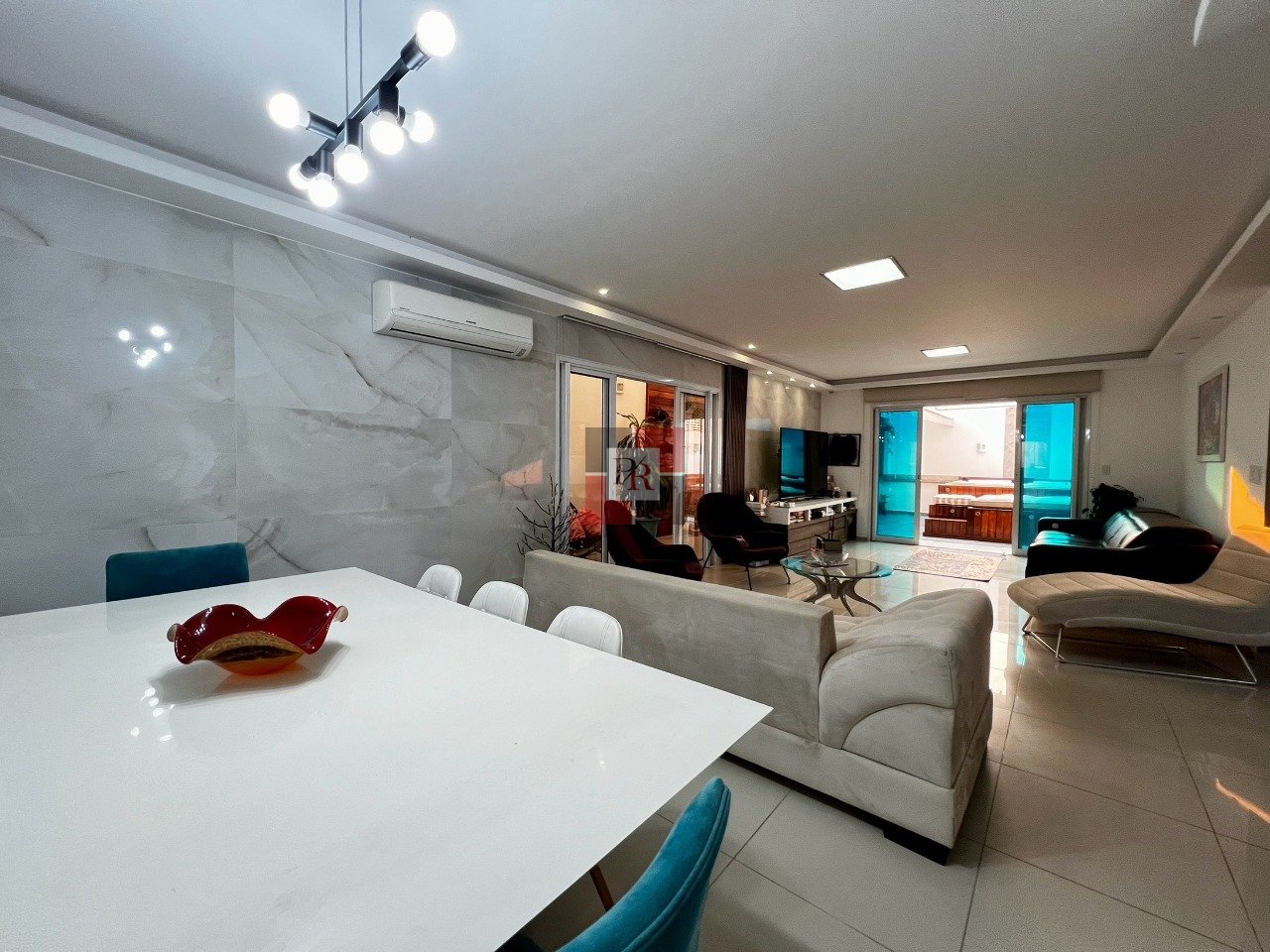 Casa no Condomínio Guainumbis - imagem 4 Casa no Condomínio Guainumbis - imagem 4